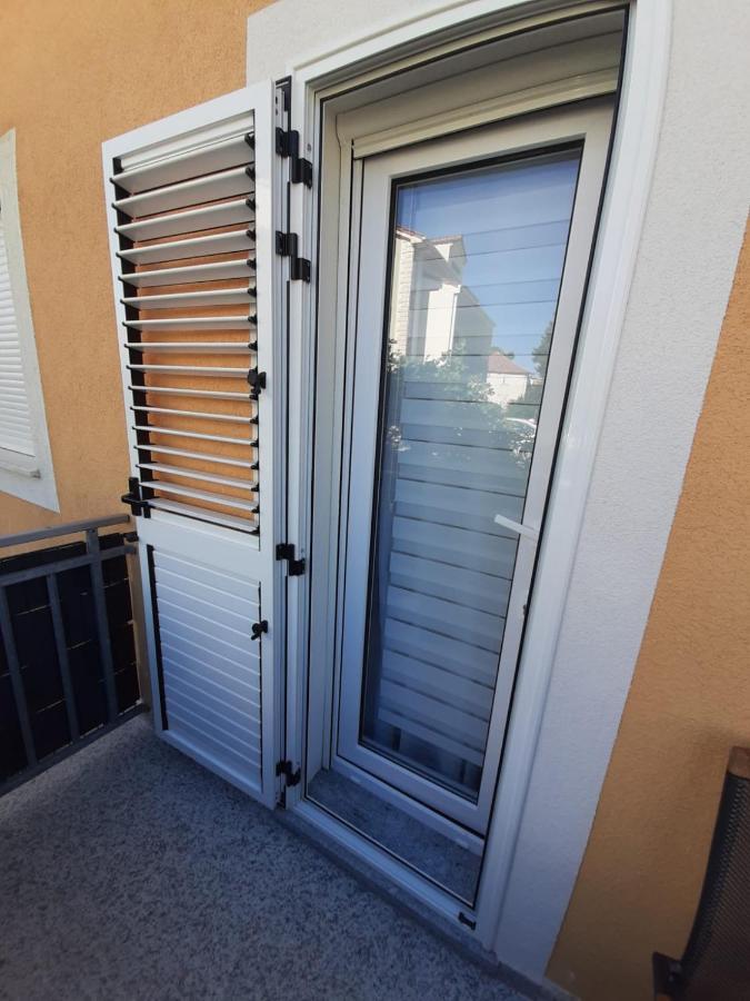 Apartment Radalj Kastela Exterior photo