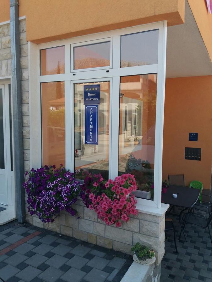 Apartment Radalj Kastela Exterior photo